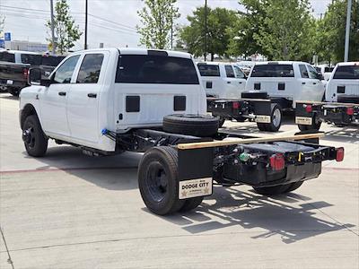 New 2025 Ram 3500 Tradesman Crew Cab 4x4 60 CA Cab Chassis for sale #2529373 - photo 2