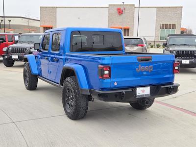 Used 2021 Jeep Gladiator - photo 1