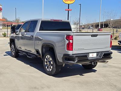 Used 2024 Chevrolet Silverado 2500 - photo 1