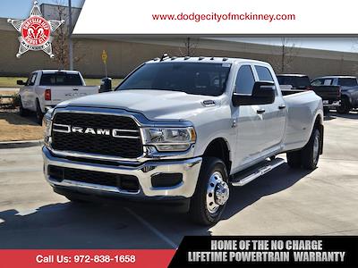 Used 2024 Ram 3500 - photo 1