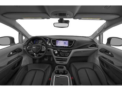 Used 2024 Chrysler Pacifica - photo 1