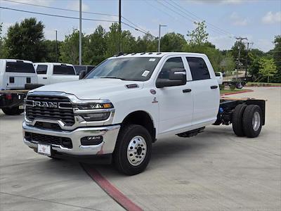 New 2025 Ram 3500 Tradesman Crew Cab 4x4 60 CA Cab Chassis for sale #2529361 - photo 1