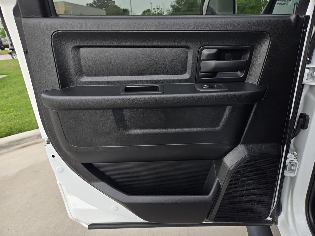 Used 2025 Ram 2500 - photo 19