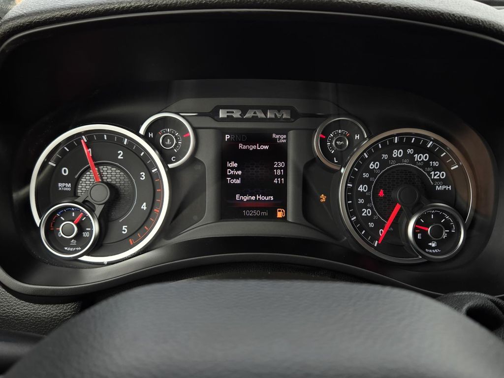 Used 2025 Ram 2500 - photo 14