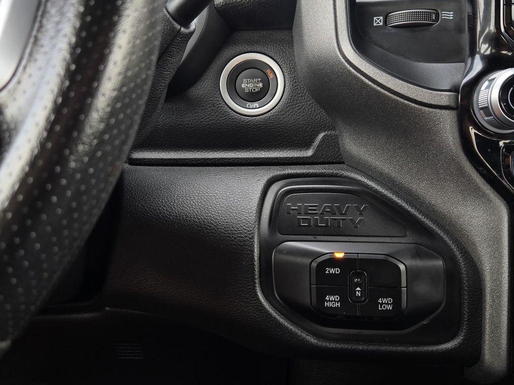 Used 2025 Ram 2500 - photo 33