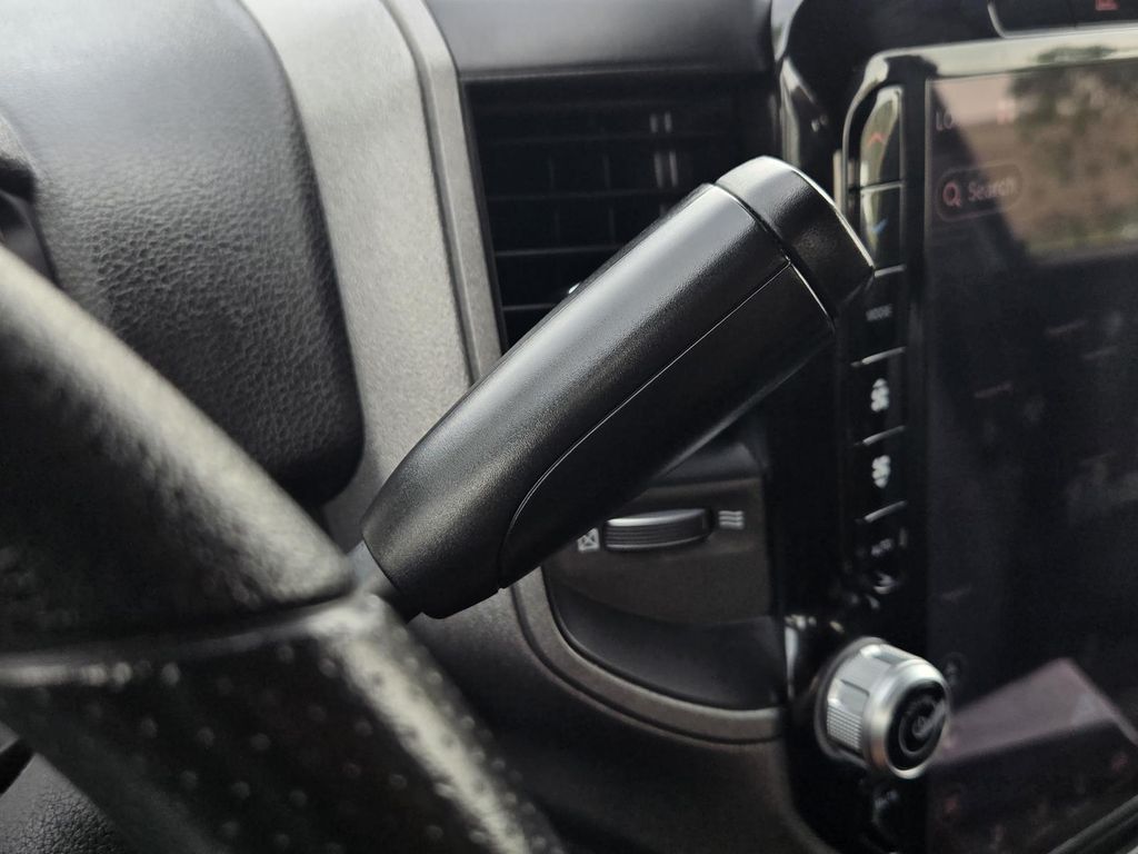 Used 2025 Ram 2500 - photo 35