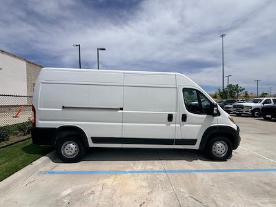 Used 2023 Ram ProMaster 2500 - photo 1