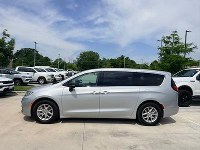 2024 Chrysler Pacifica FWD Minivan for sale #P4884 - photo 1