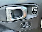 2020 Jeep Gladiator Crew Cab 4x4 Pickup for sale #4159045G - photo 18