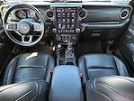 2020 Jeep Gladiator Crew Cab 4WD Pickup for sale #594020A - photo 17
