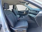 2023 Jeep Grand Cherokee L 4WD SUV for sale #E590029 - photo 12