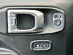 2021 Jeep Gladiator Crew Cab 4x4 Pickup for sale #P590479 - photo 18