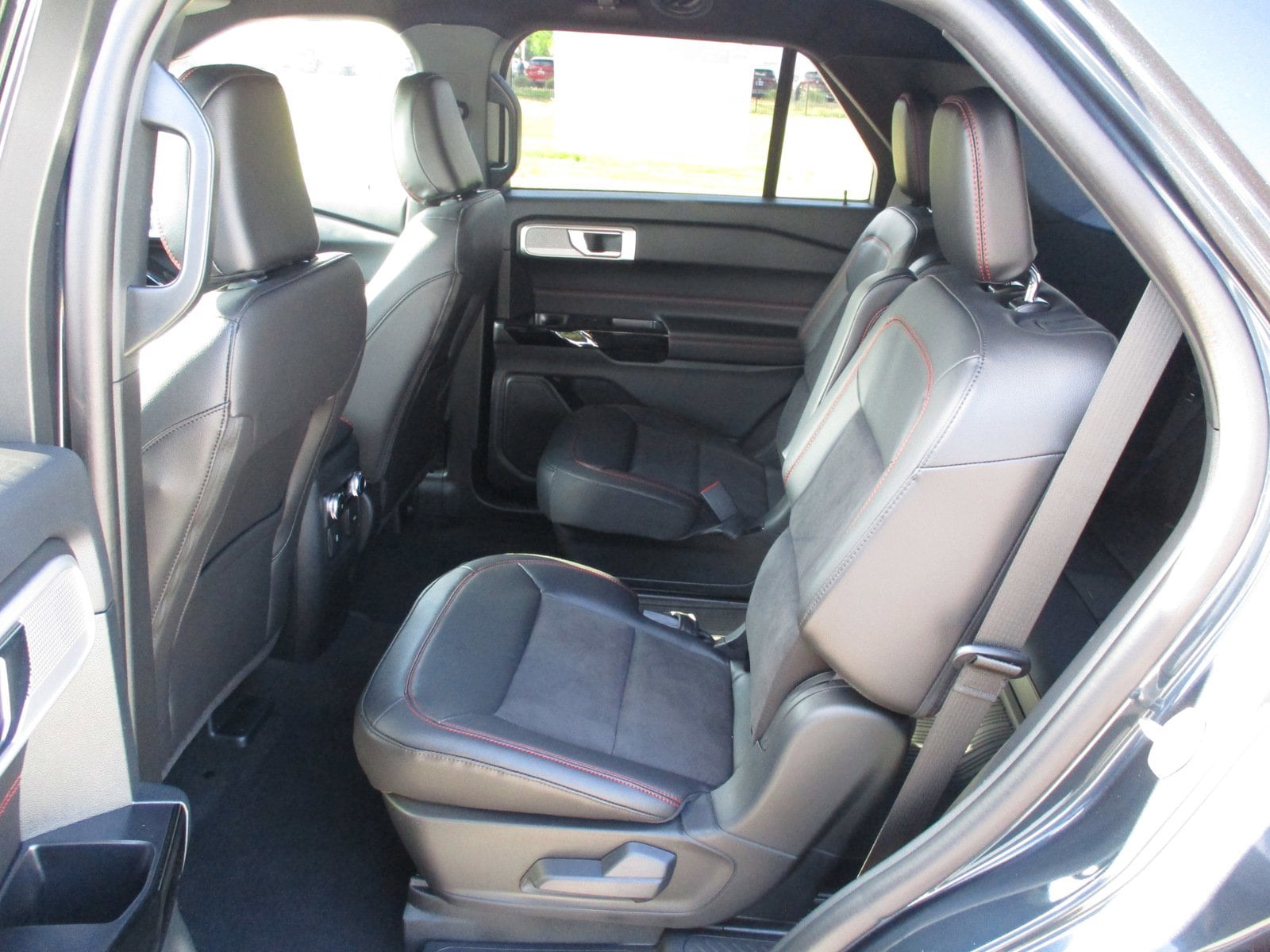 New 2024 Ford Explorer - photo 23