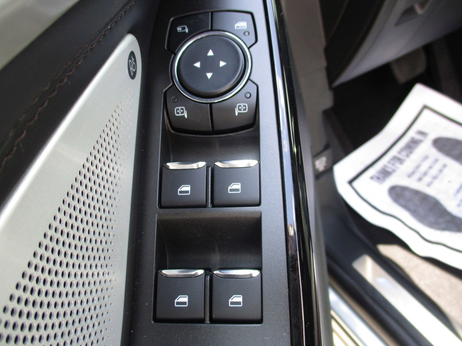 New 2024 Ford Explorer - photo 12