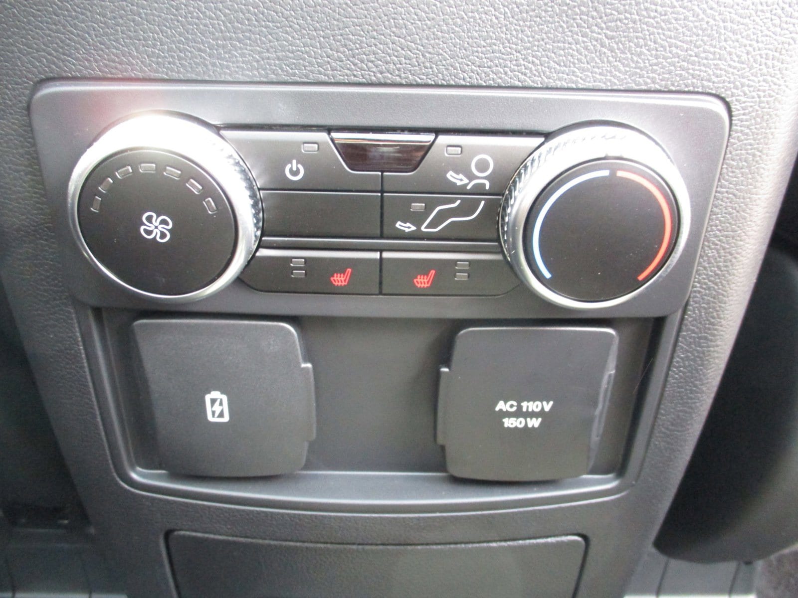 New 2024 Ford Explorer - photo 28