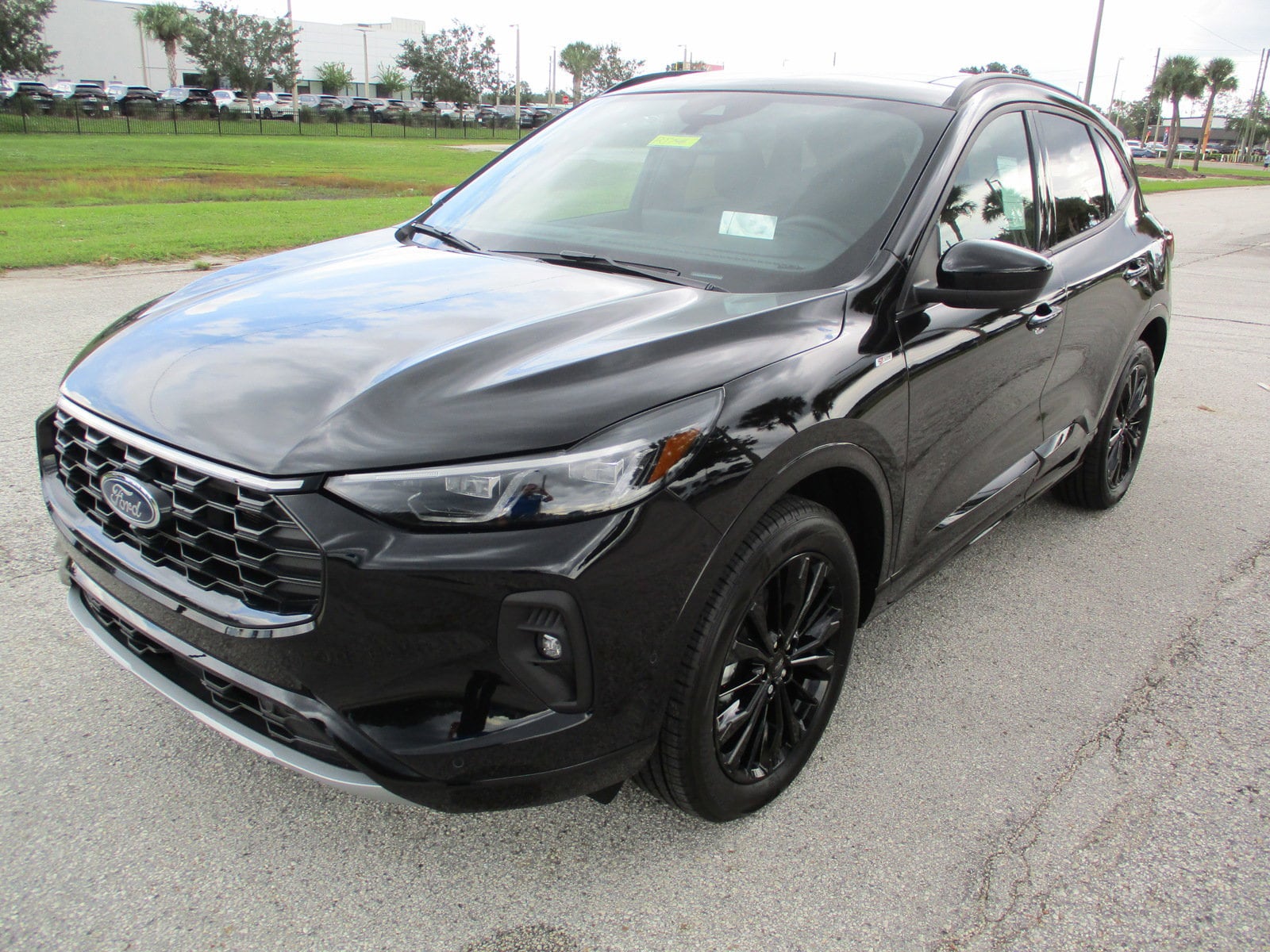 New 2024 Ford Escape - photo 6