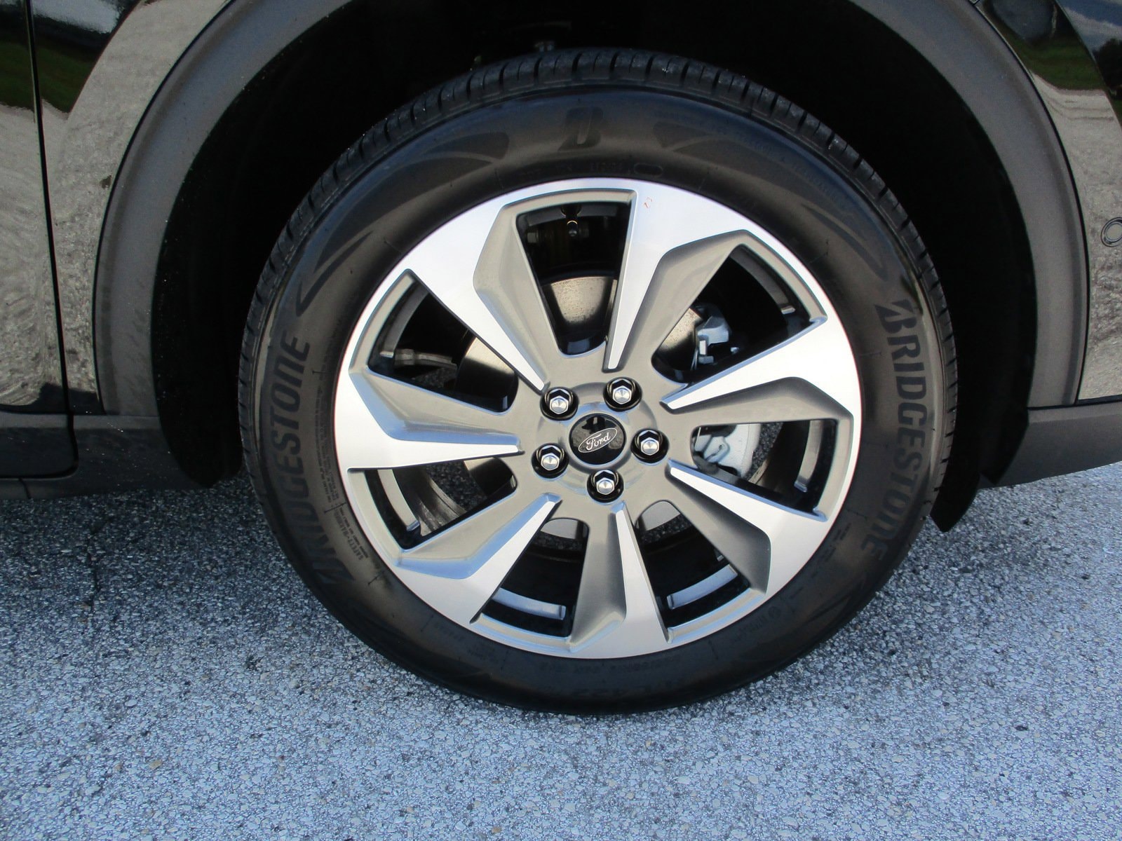New 2024 Ford Escape - photo 11