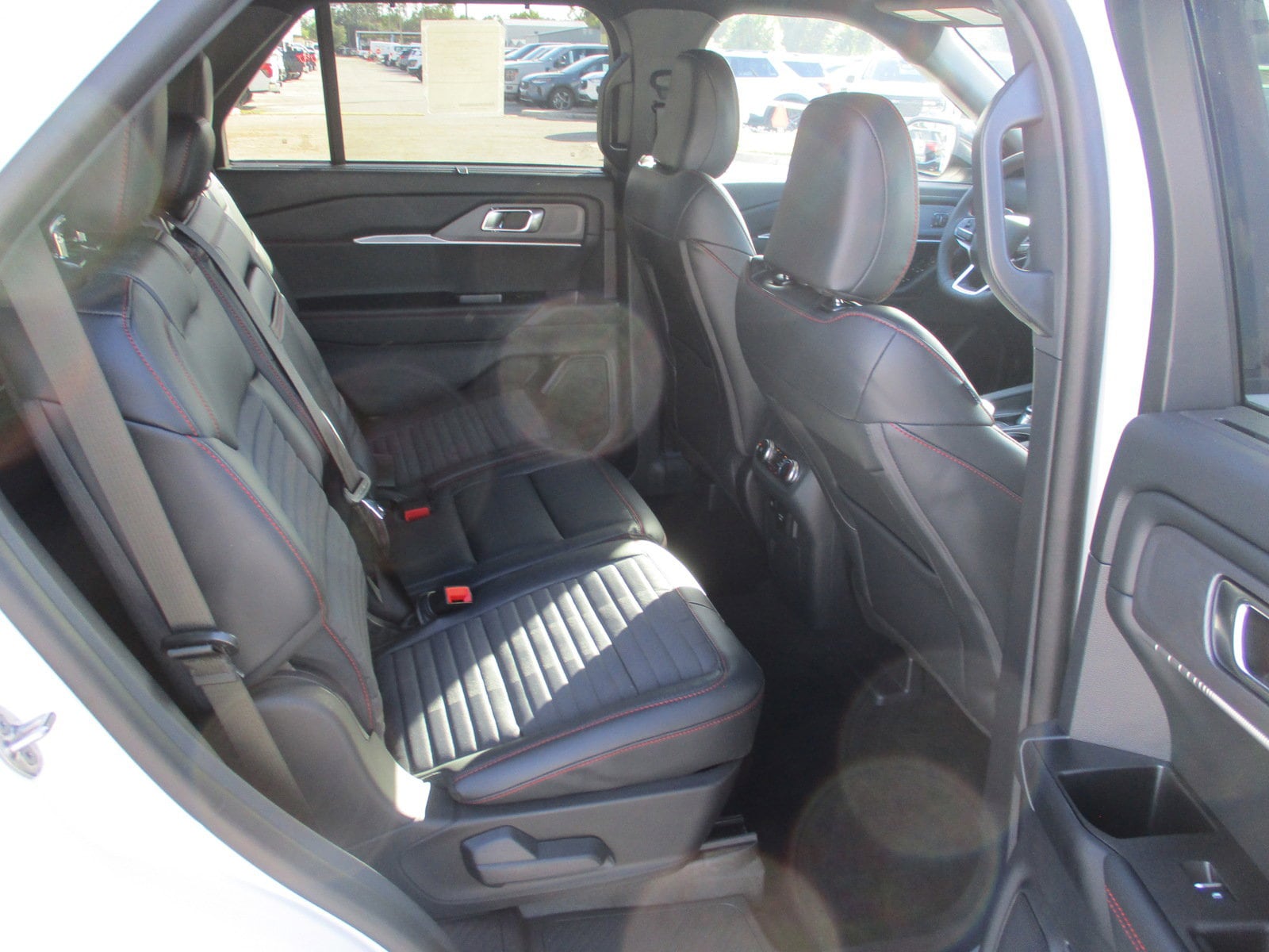 New 2025 Ford Explorer - photo 23