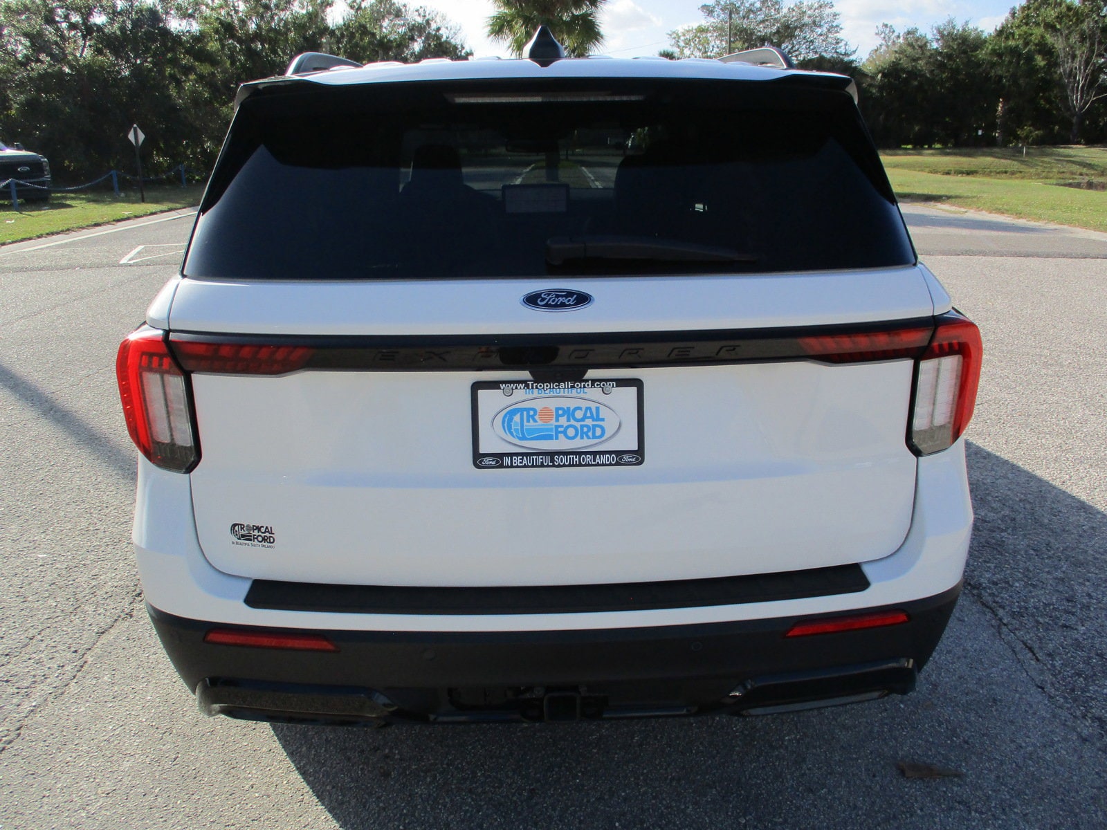 New 2025 Ford Explorer - photo 9