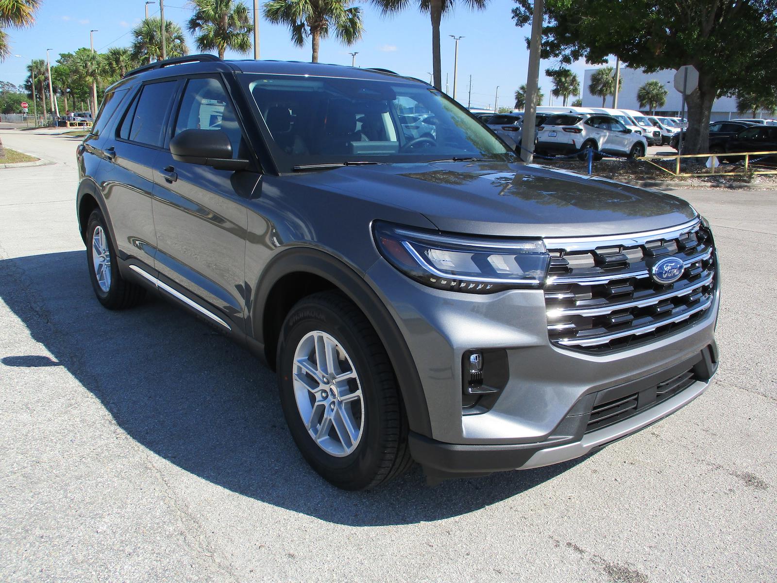 New 2025 Ford Explorer - photo 1