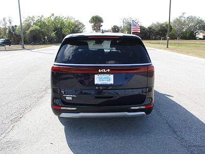 Used 2024 Kia Carnival - photo 1