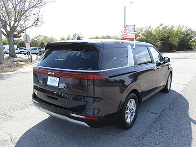 Used 2024 Kia Carnival - photo 1