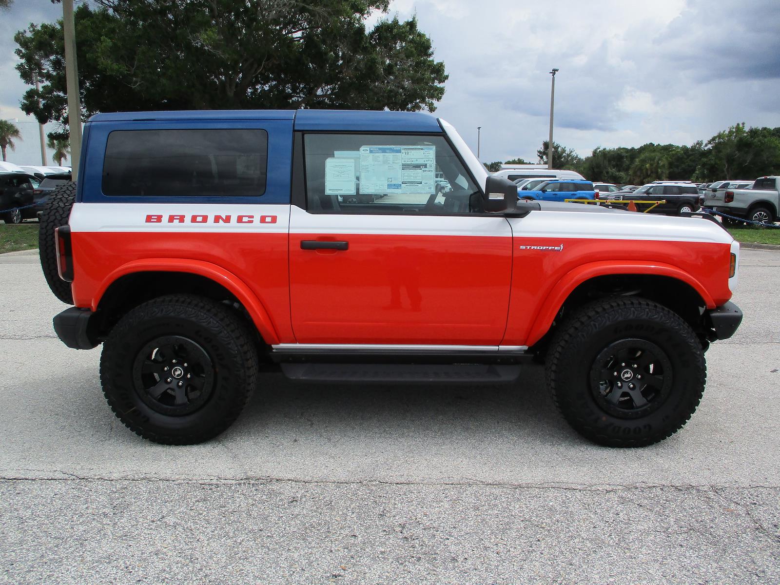 New 2025 Ford Bronco - photo 11