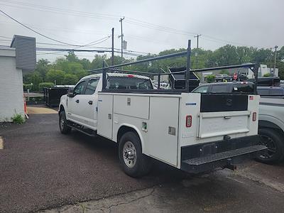 Used 2019 Ford F-350 Crew Cab 4x4 Service Truck for sale #FAU2723 - photo 2