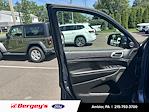 Used 2021 Jeep Grand Cherokee Limited 4x4 SUV for sale #FAU2793 - photo 10