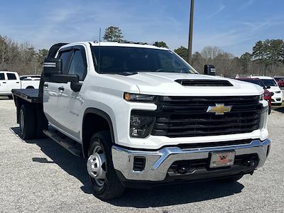 Used 2024 Chevrolet Silverado 3500 - photo 1
