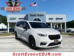 Used 2024 Chrysler Pacifica Limited Minivan for sale #25395A - photo 3