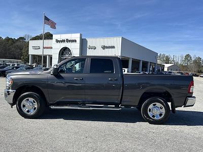 Used 2024 Ram 2500 - photo 1