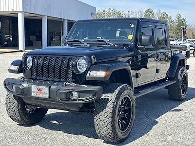 Used 2022 Jeep Gladiator - photo 1