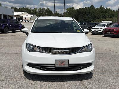 2017 Chrysler Pacifica FWD Minivan for sale #DI411A - photo 2