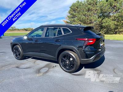 2024 Chevrolet Trax FWD SUV for sale #006668 - photo 2