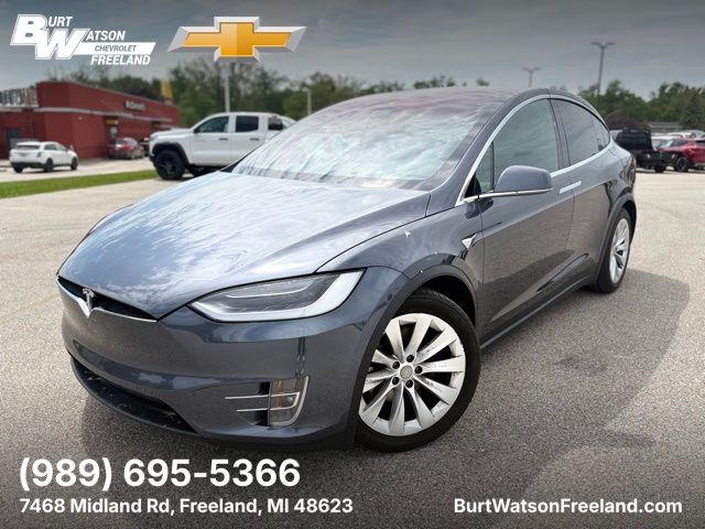 Used 2018 Tesla Model X - photo 1