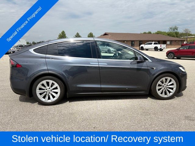 Used 2018 Tesla Model X - photo 8