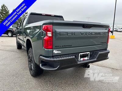 New 2026 Chevrolet Silverado 1500 Custom Crew Cab 4WD Pickup for sale #113657 - photo 2