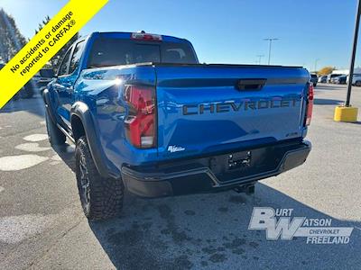 2024 Chevrolet Colorado Crew Cab 4WD Pickup for sale #145077A - photo 2