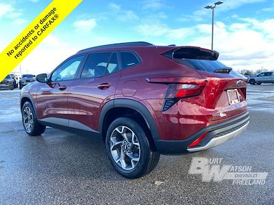 Used 2025 Chevrolet Trax - photo 1