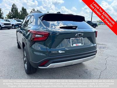 New 2025 Chevrolet Trax LT SUV for sale #310003 - photo 2