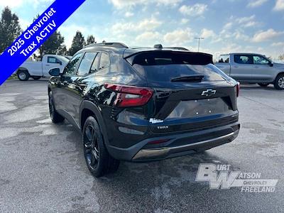 2025 Chevrolet Trax FWD SUV for sale #336207 - photo 2