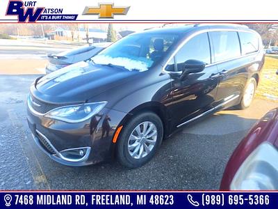 Used 2017 Chrysler Pacifica Touring L Minivan for sale #670211E - photo 1