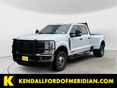 Used 2025 Ford F-350 - photo 1