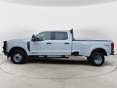 Used 2025 Ford F-350 - photo 1