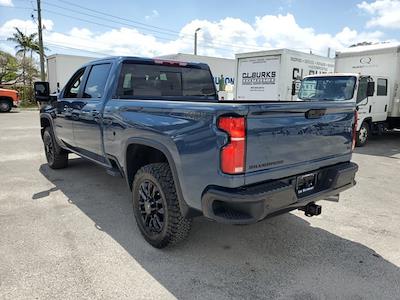 New 2025 Chevrolet Silverado 2500 LT Crew Cab 4x4 Pickup for sale #50562 - photo 2