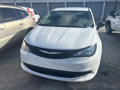 Used 2024 Chrysler Voyager - photo 1