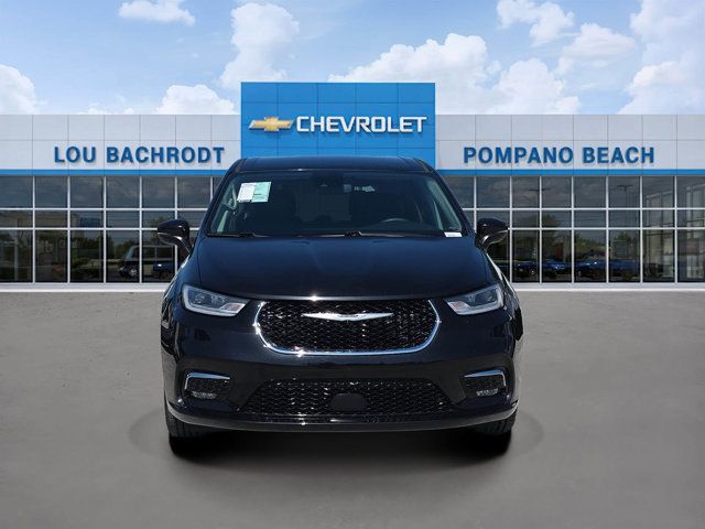 Used 2023 Chrysler Pacifica - photo 24
