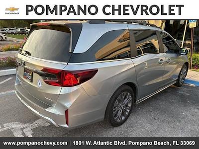 Used 2025 Honda Odyssey Touring Minivan for sale #TP018615 - photo 2