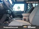 2024 Jeep Gladiator Crew Cab 4WD Pickup for sale #TP127237 - photo 11